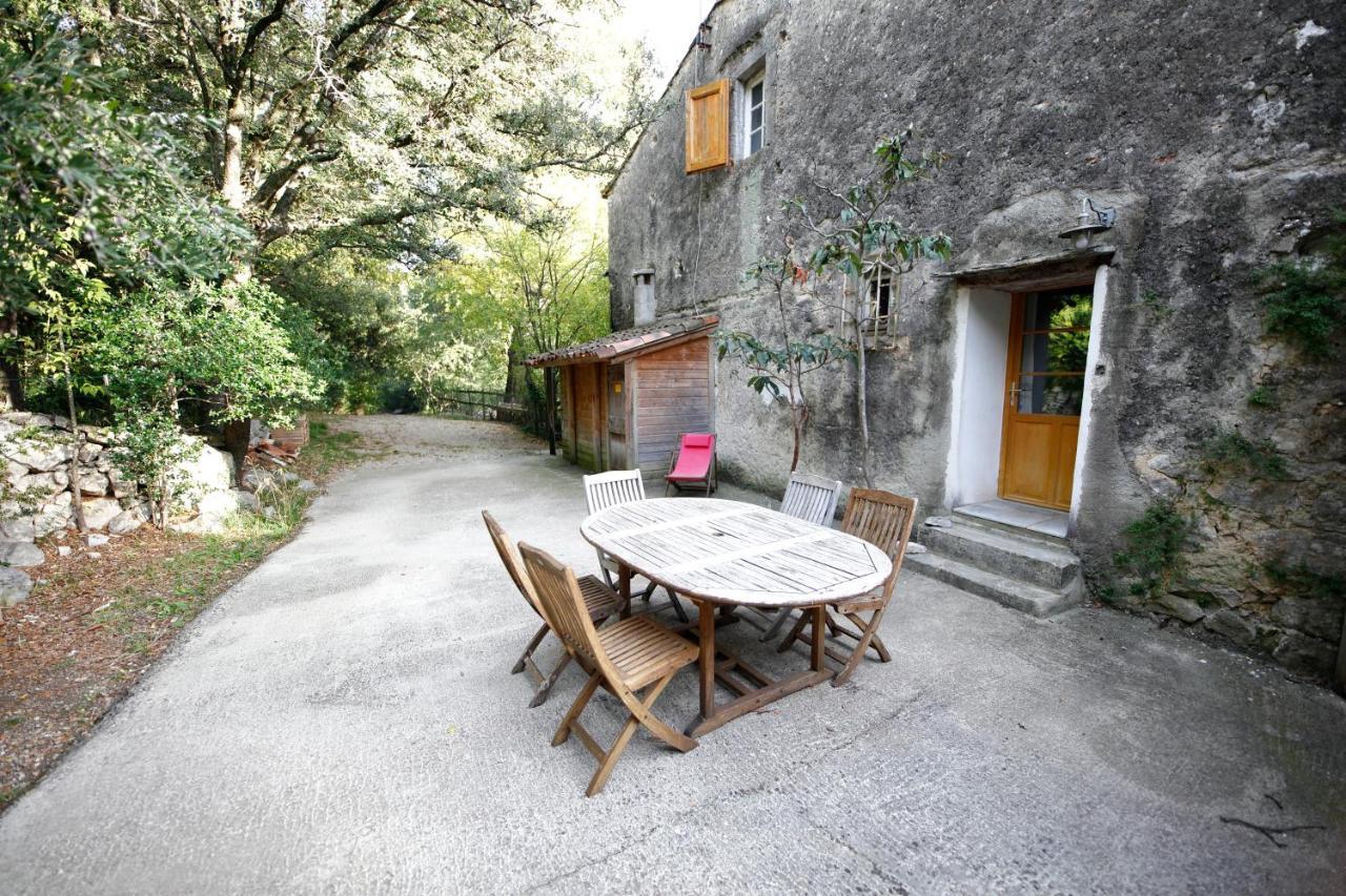 Bed and Breakfast Mas De Coulet Brissac Zewnętrze zdjęcie
