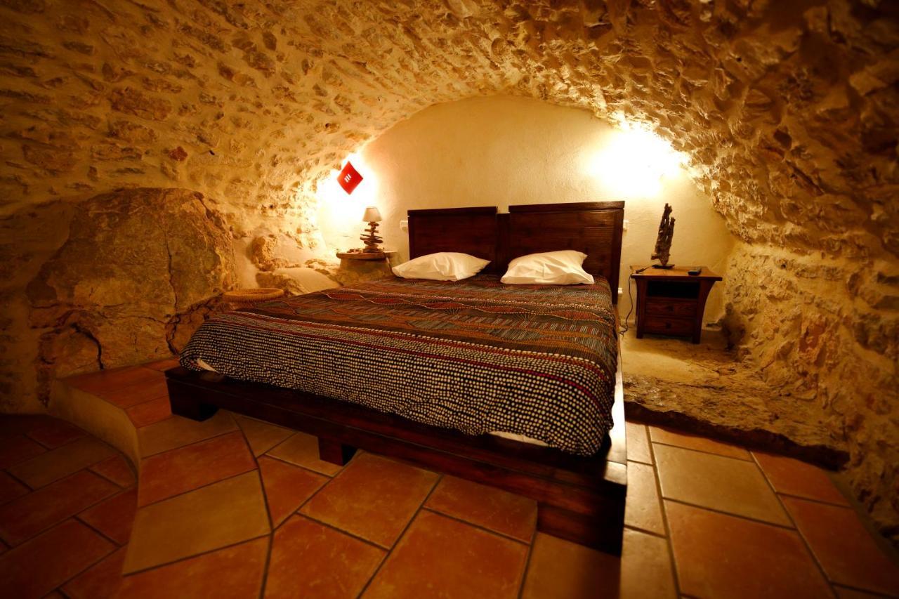 Bed and Breakfast Mas De Coulet Brissac Zewnętrze zdjęcie